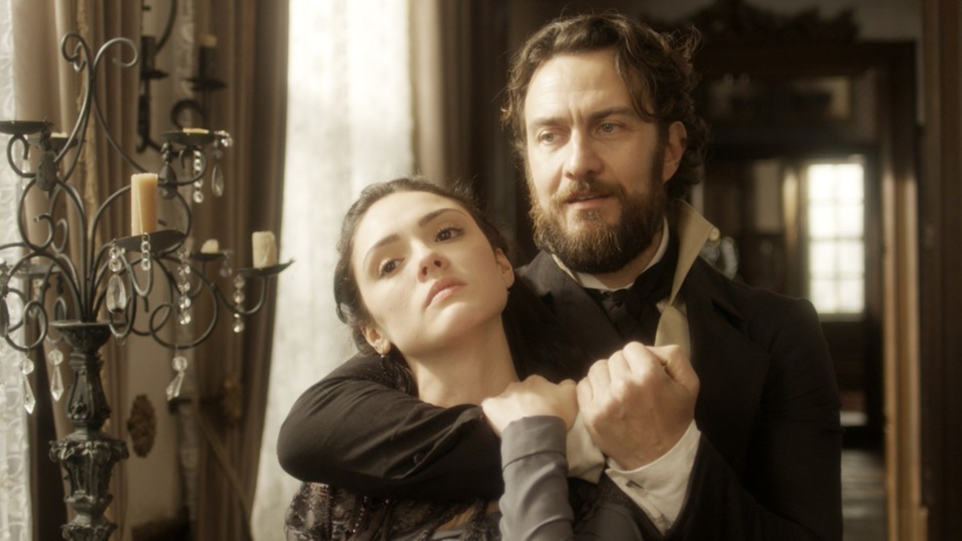 Novo Mundo: Thomas confessa todos os crimes contra Joaquim e ameaça Anna: “É bom que você obedeça às minhas ordens”