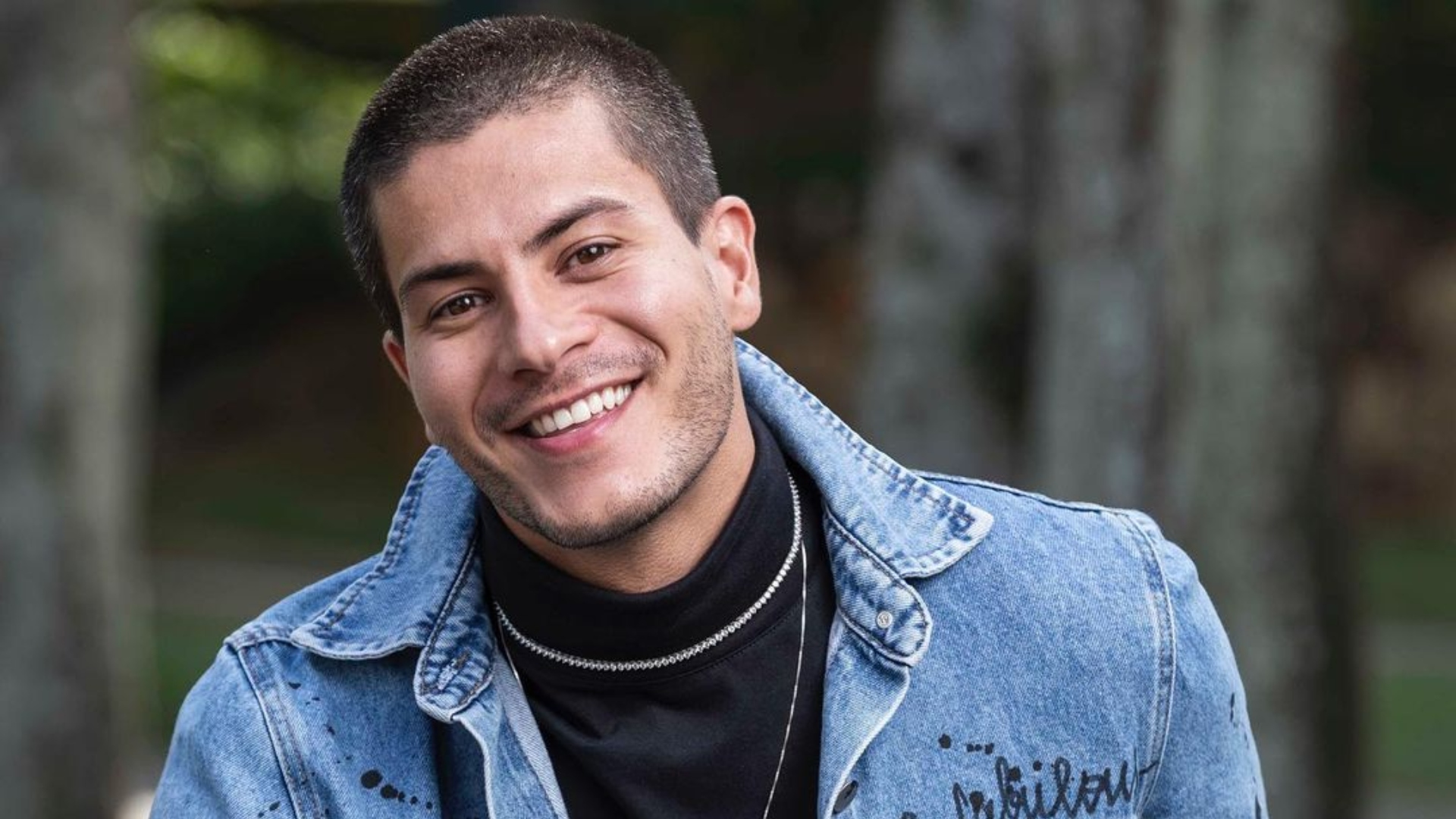 Arthur Aguiar expõe brother que não quis tirar foto com Matheus Fernandes por parceria musical com ele