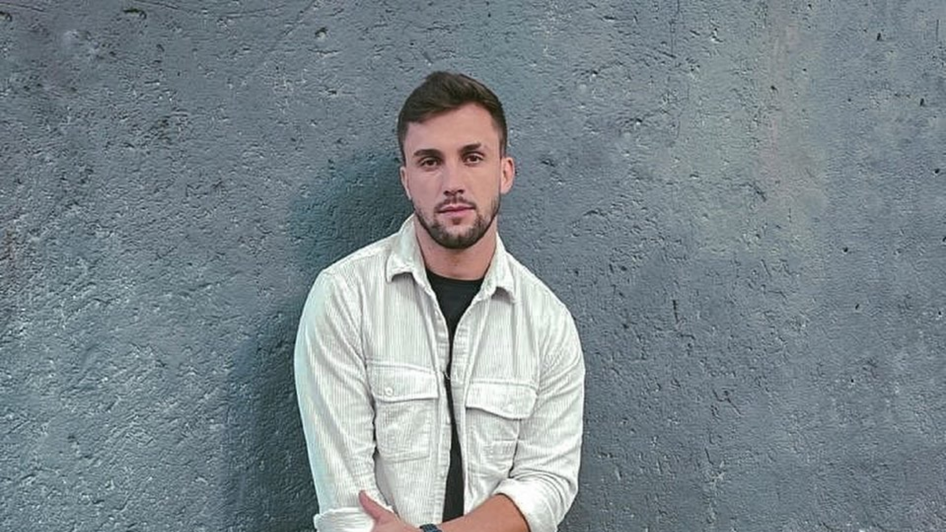 Arthur Picoli expõe série de ameaças sofridas online: “Está passando dos limites”