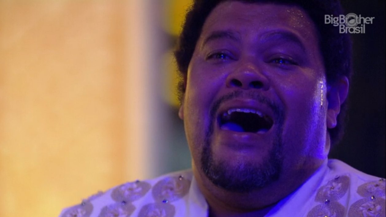 BBB20: Babu Santana se emociona com show de Seu Jorge durante festa: “Não estou nem acreditando”