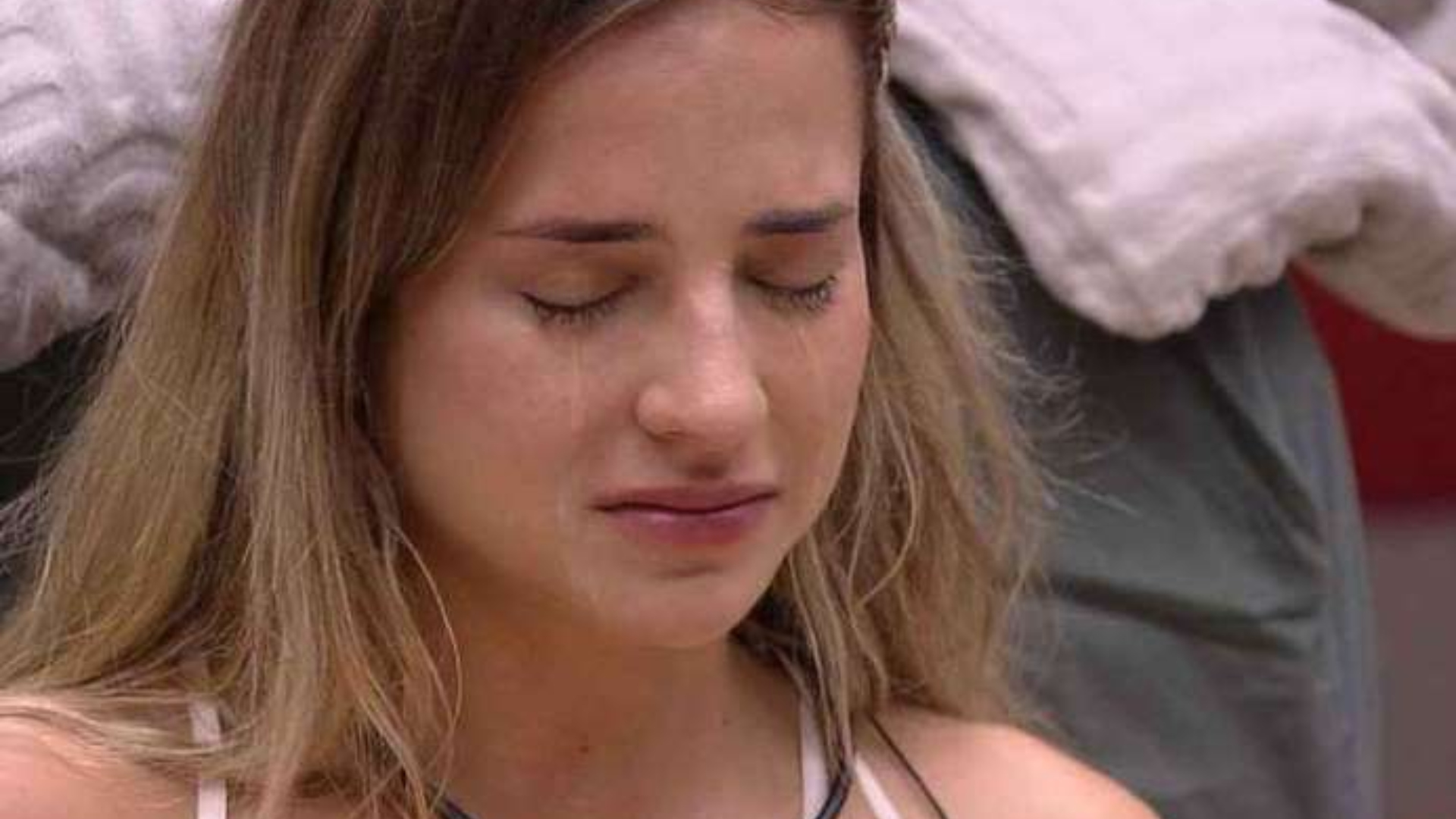 BBB20: Será perseguição? Gabi Martins cai no choro e desabafa sobre se sentir excluída: “Eu acho que eles não gostam de mim”