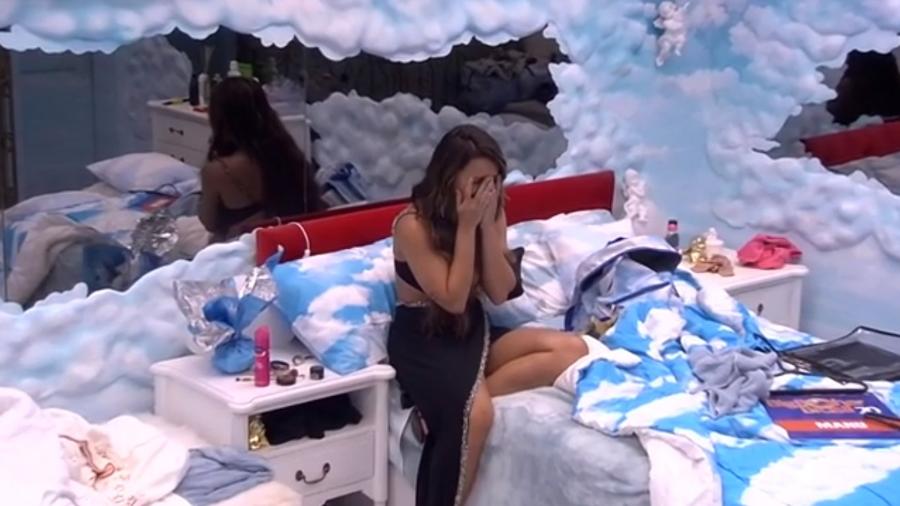 BBB20: Isolada, Rafa chora durante festa e dispara: “Não estou acreditando”