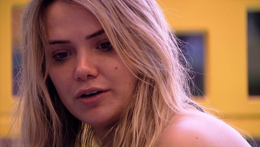 BBB20: Emparedada, Marcela desabafa: “Tenho quase certeza que eu vou sair”