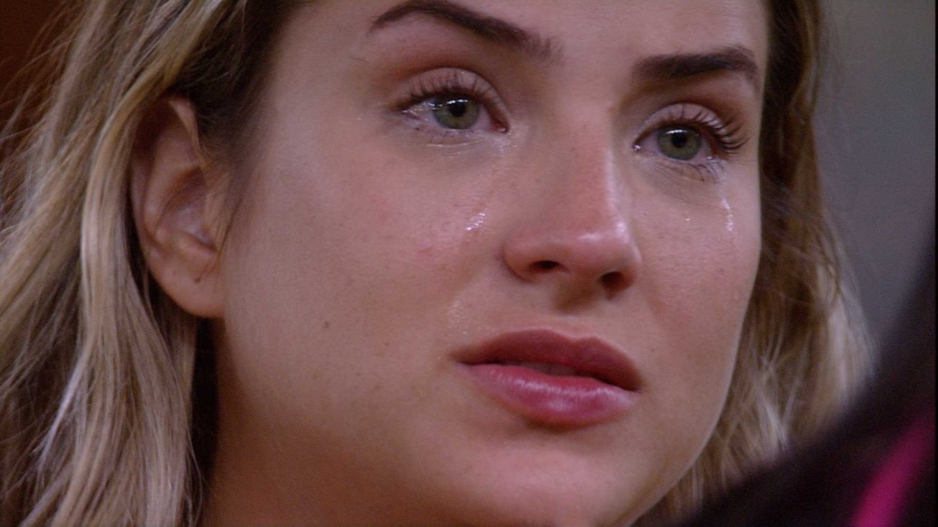 BBB20: Gabi Martins lembra de Guilherme, se culpa e vai às lágrimas: “Eu não queria fazer mal a ninguém”