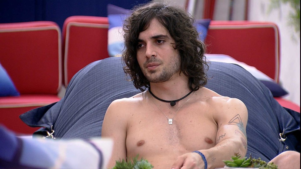 BBB21: Em conversa com Caio e Sarah, Fiuk detona Juliette: “Cria umas situações pra dar palestrinha”