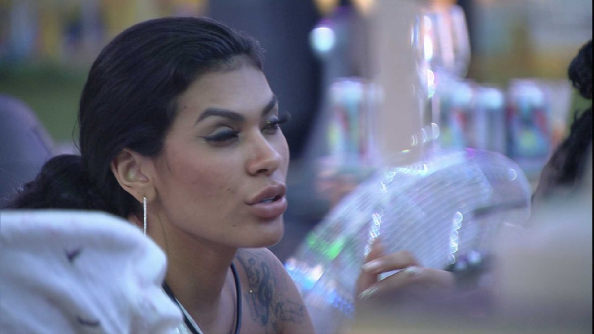 BBB21: Pocah abre o coração e confessa estar se sentindo excluída