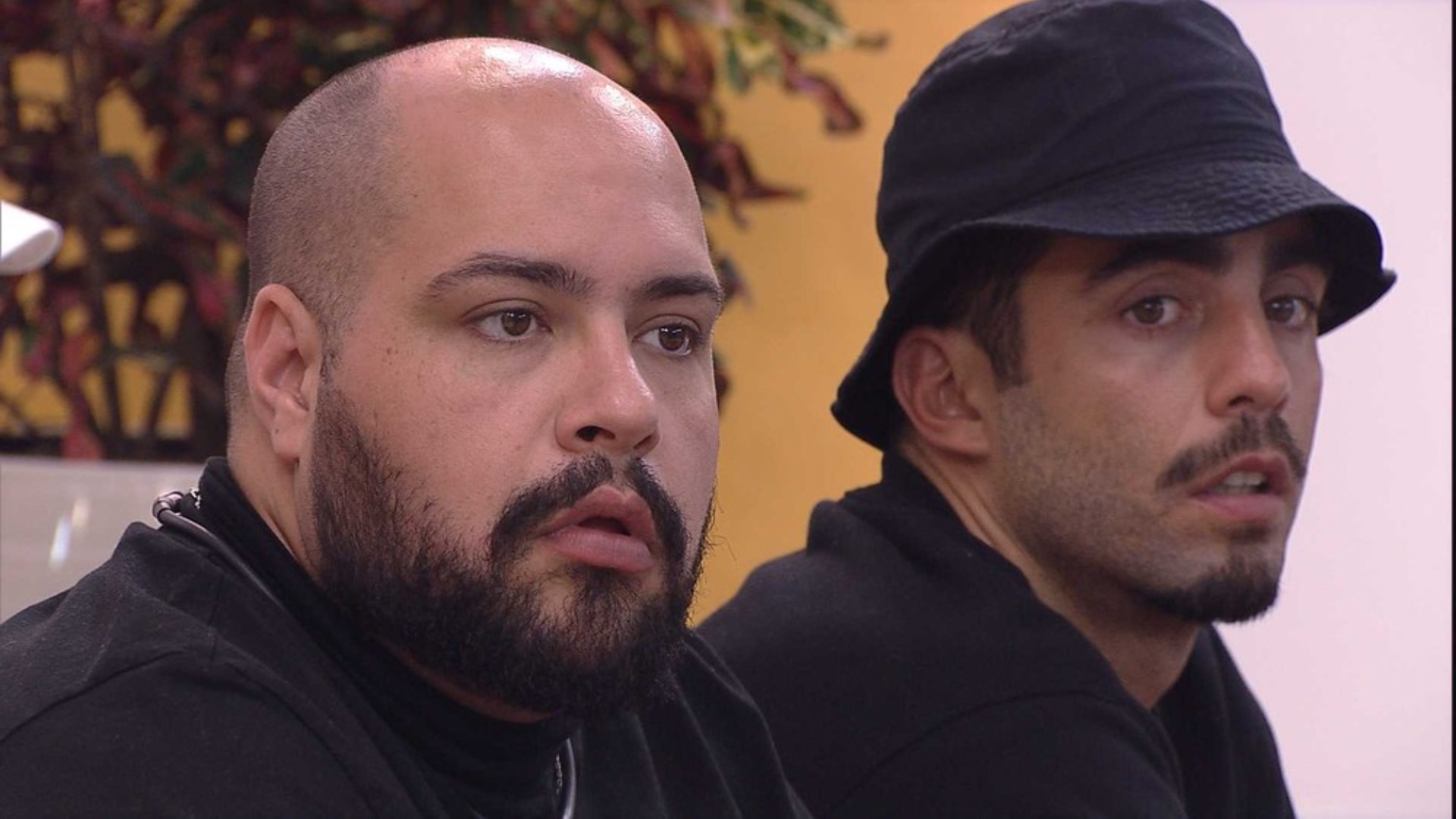 BBB22: Luciano aponta incoerência de sister e Pedro Scooby rebate