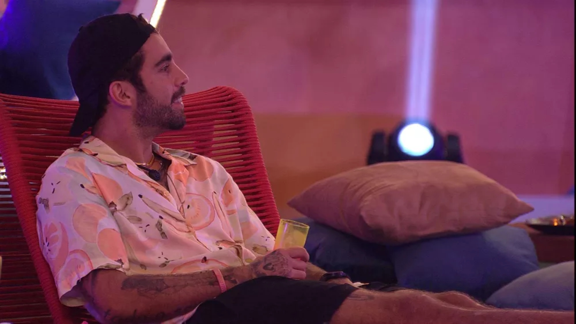 BBB22: Pedro Scooby faz confissão sobre vida sexual