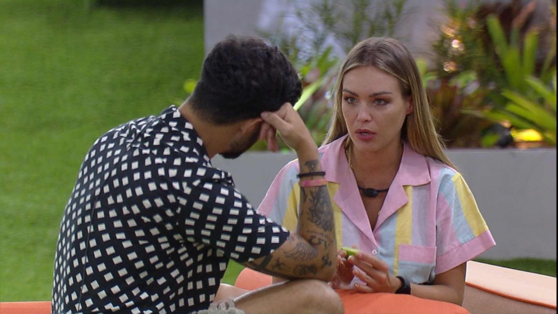 BBB22: Bárbara e Rodrigo se desentendem e discutem
