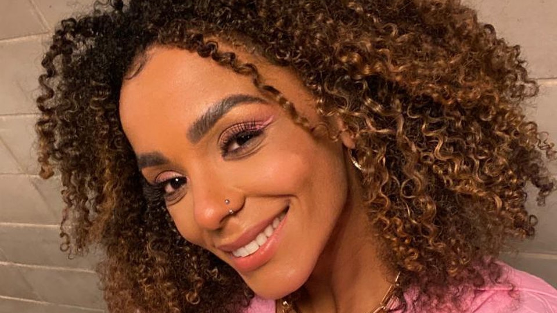 Brunna participa do ‘Café do Eliminado’: “Deveria ter aparecido e me posicionado mais”