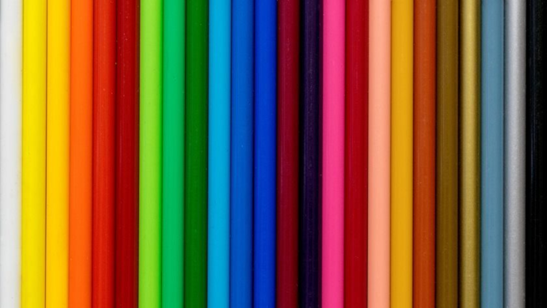 VIRADA VIBES! Conheça o significado das cores para a escolha do seu look de Réveillon