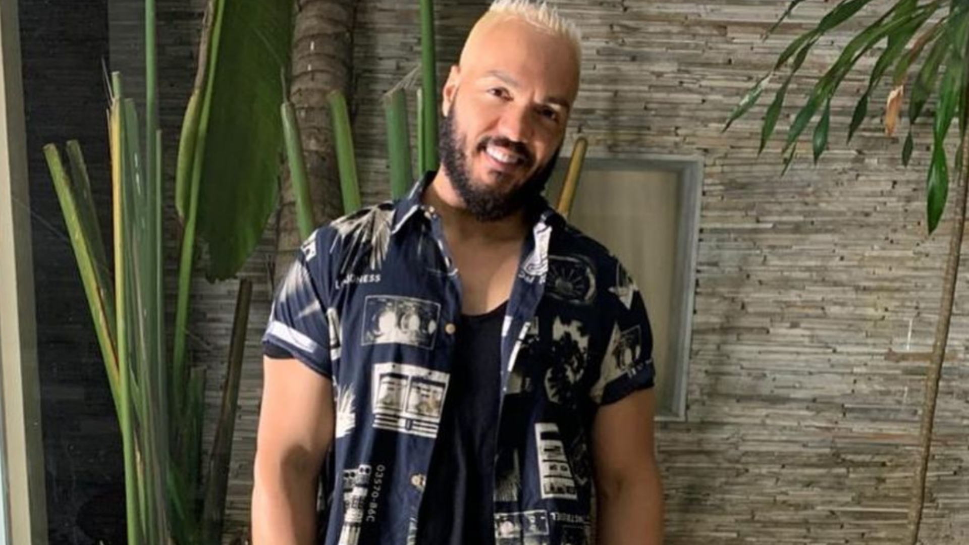 Cantor Belo é preso por show não autorizado durante a pandemia