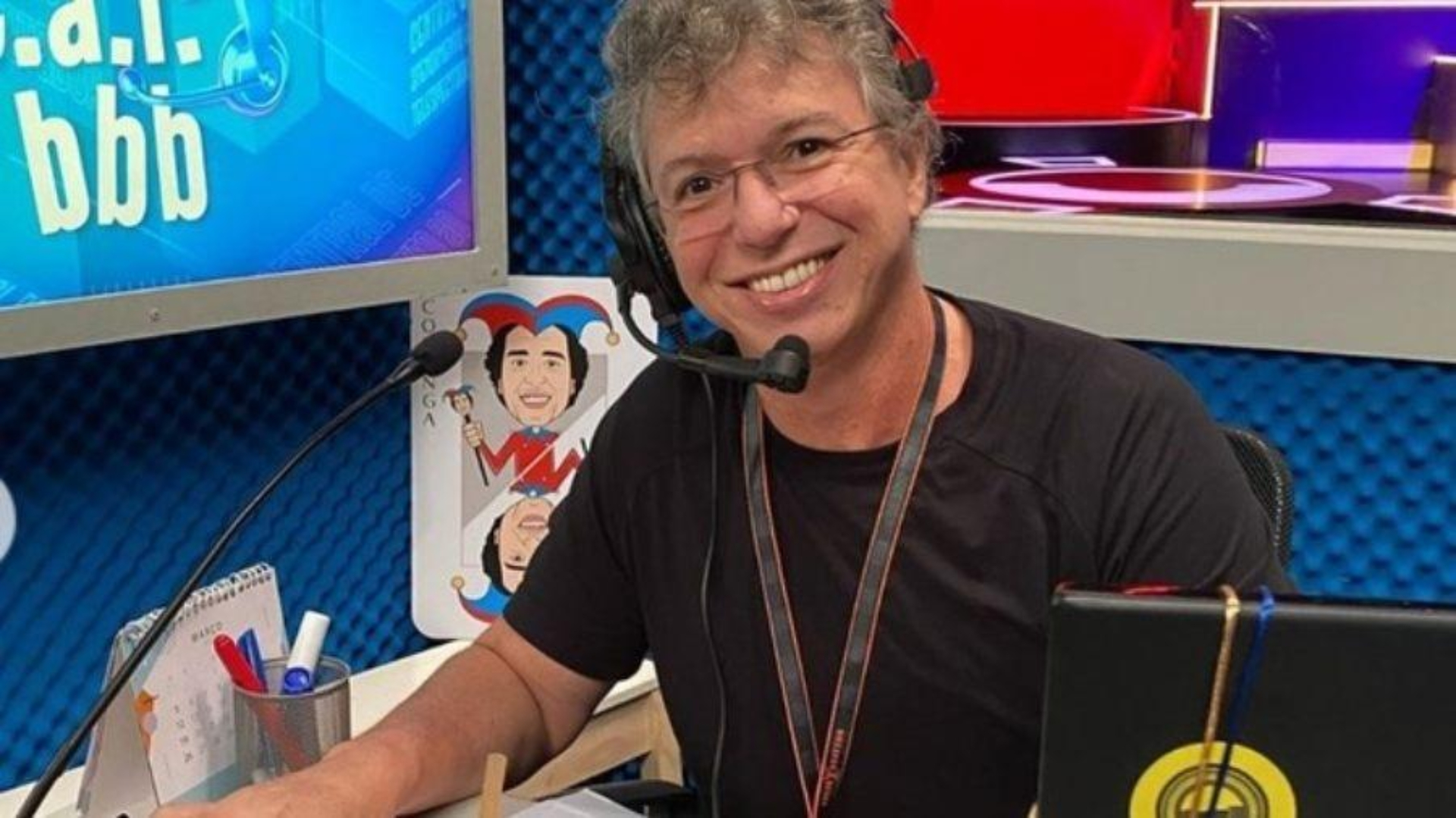 Vantagens de ser o boss! Boninho revela que já foi em várias festas do BBB vestido de dummy