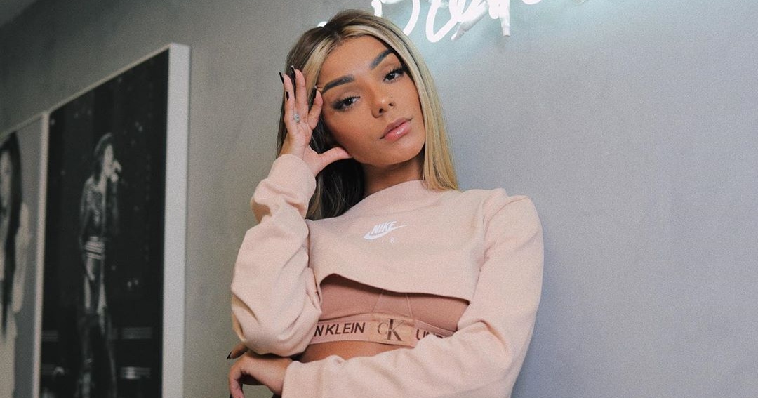 Brunna Gonçalves faz desabafo sobre assumir o cabelo natural: “Tinha medo”