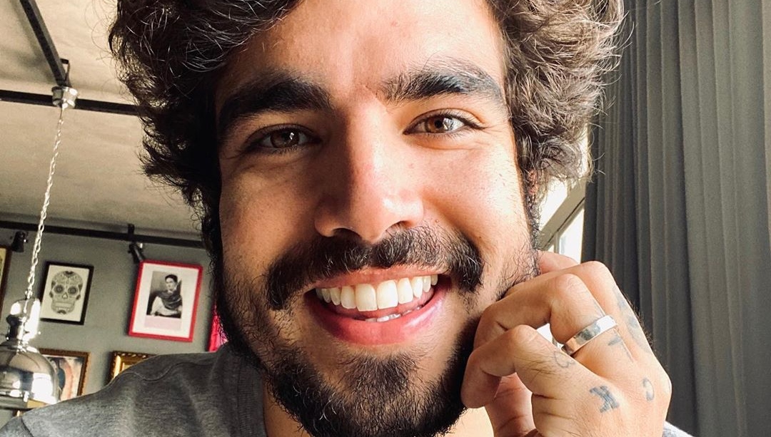 Caio Castro se pronuncia sobre ser o novo apresentador da ‘A Fazenda 13’