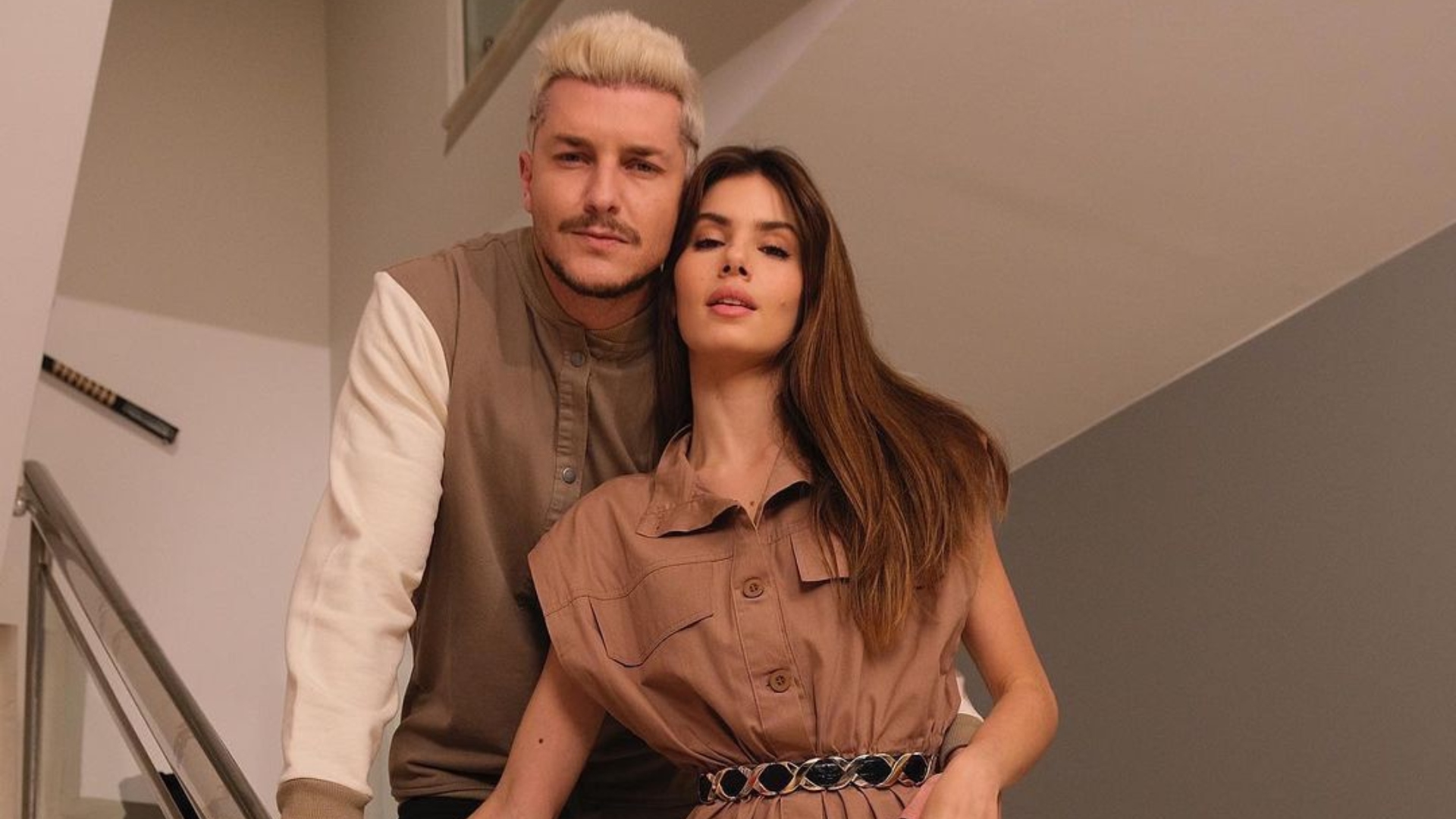 Camila Queiroz faz declaração romântica para Klebber Toledo: “Você me inspira”