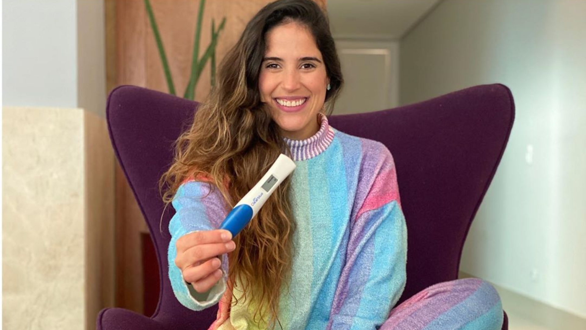 Camilla Camargo revela 2ª gravidez e se emociona: “Nossa família linda está ainda mais completa”