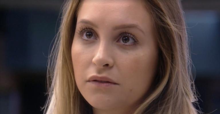 BBB21: Carla não poupa crítica sobre Arthur: ”Agora quer pular fora porque o negócio virou para mim”