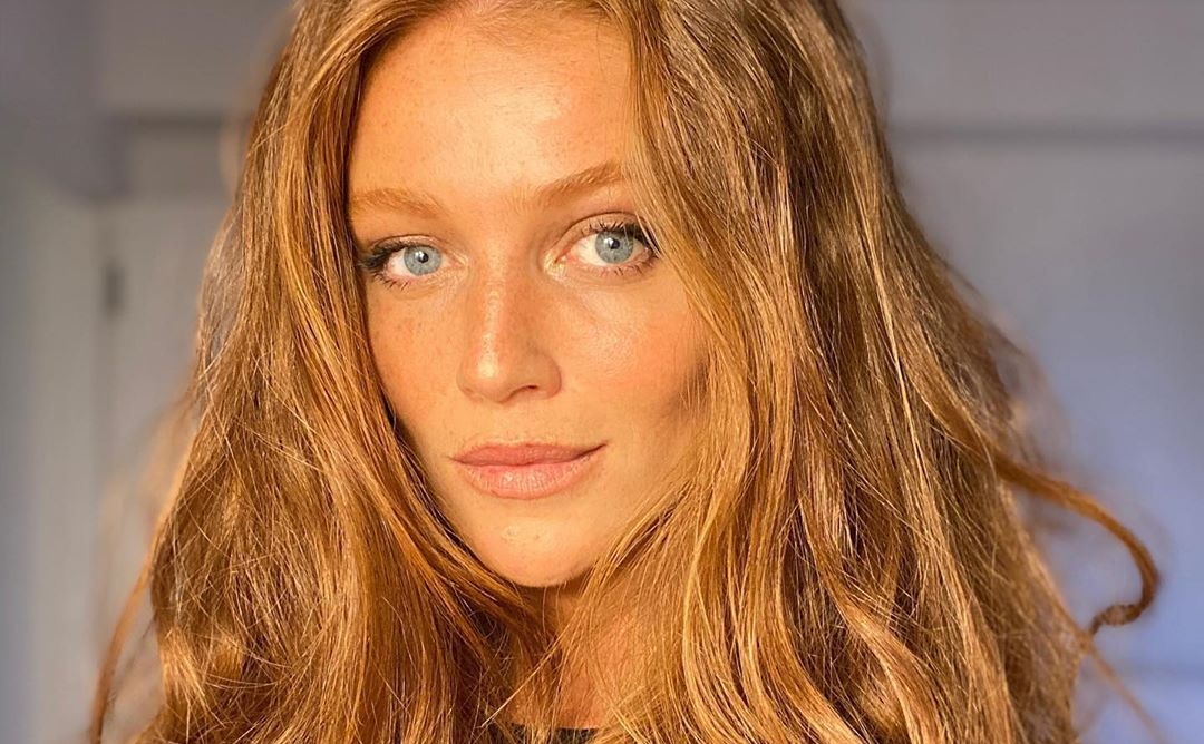 Abre o olho, rapaz! Esposa de Pedro Scooby, Cintia Dicker, é cantada por ex-BBB em rede social