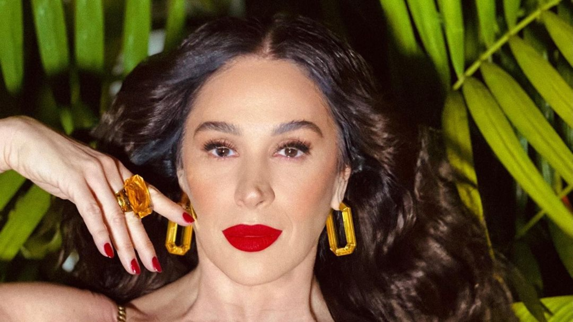 Claudia Raia se desculpa por expor intimidade de Alexandre Frota e Marisa Monte