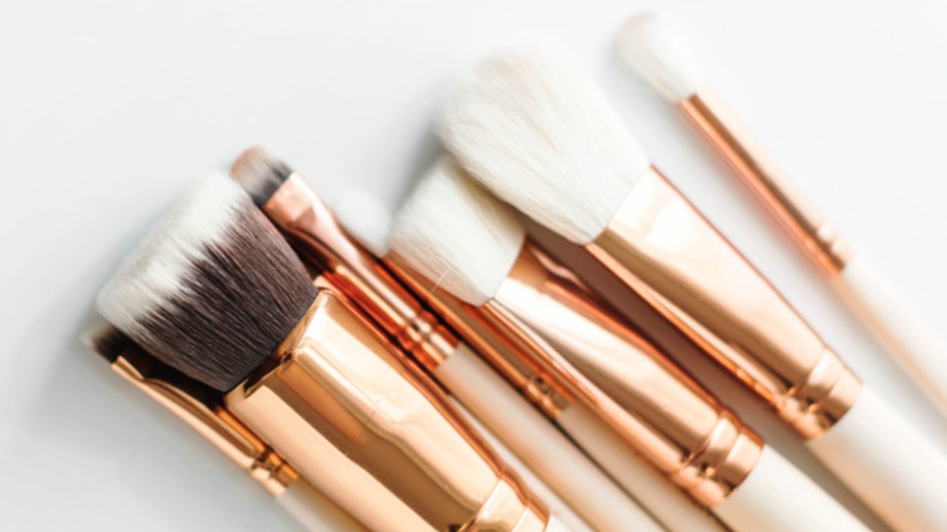 SOS MAKE! Beauty artist dá dicas para nunca mais errar no contorno