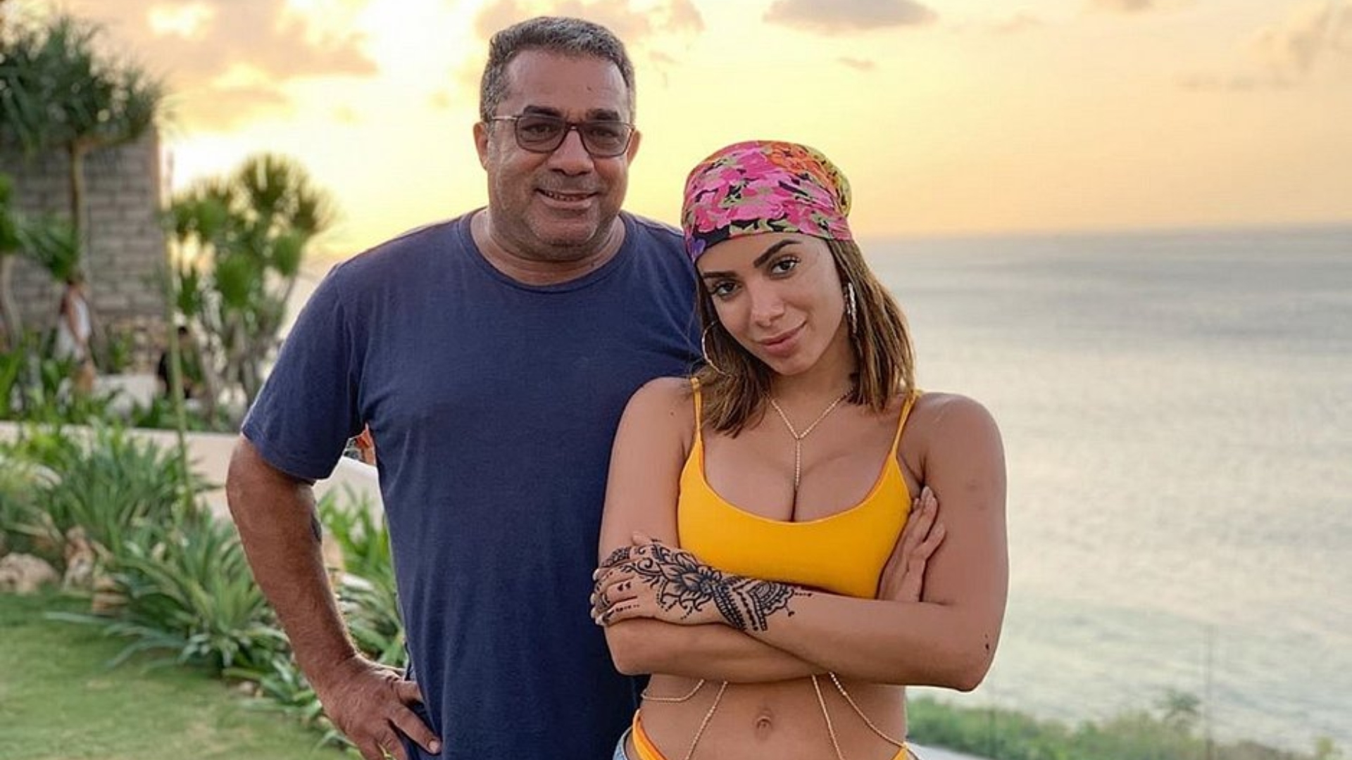 Melhoras! Pai de Anitta é hospitalizado no Rio de Janeiro