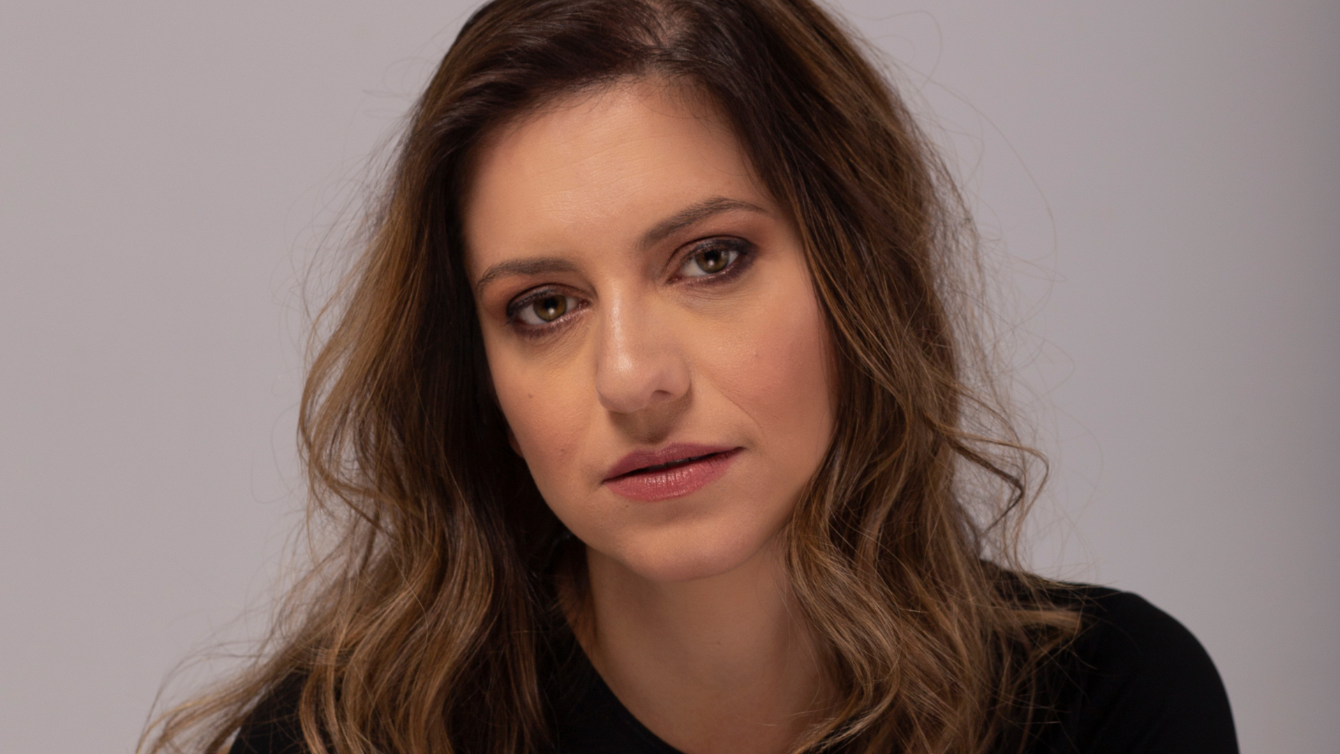 MÊS DA MULHER: Luz, câmera, ação! Danielle di Donato fala sobre batalhas que enfrentou no mundo da arte e como deu a volta por cima