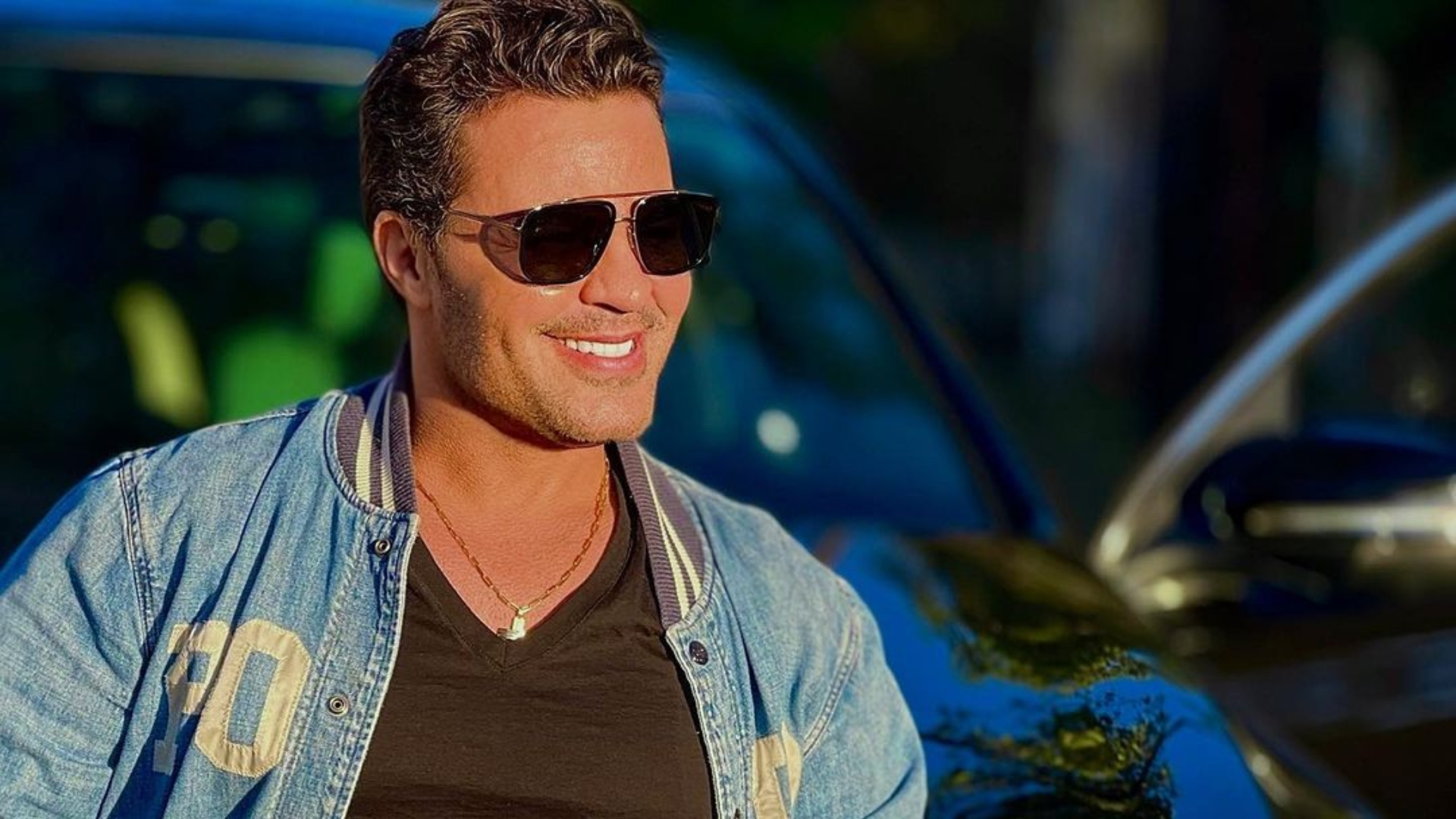 Eduardo Costa quebra silêncio e fala sobre sexo com homens
