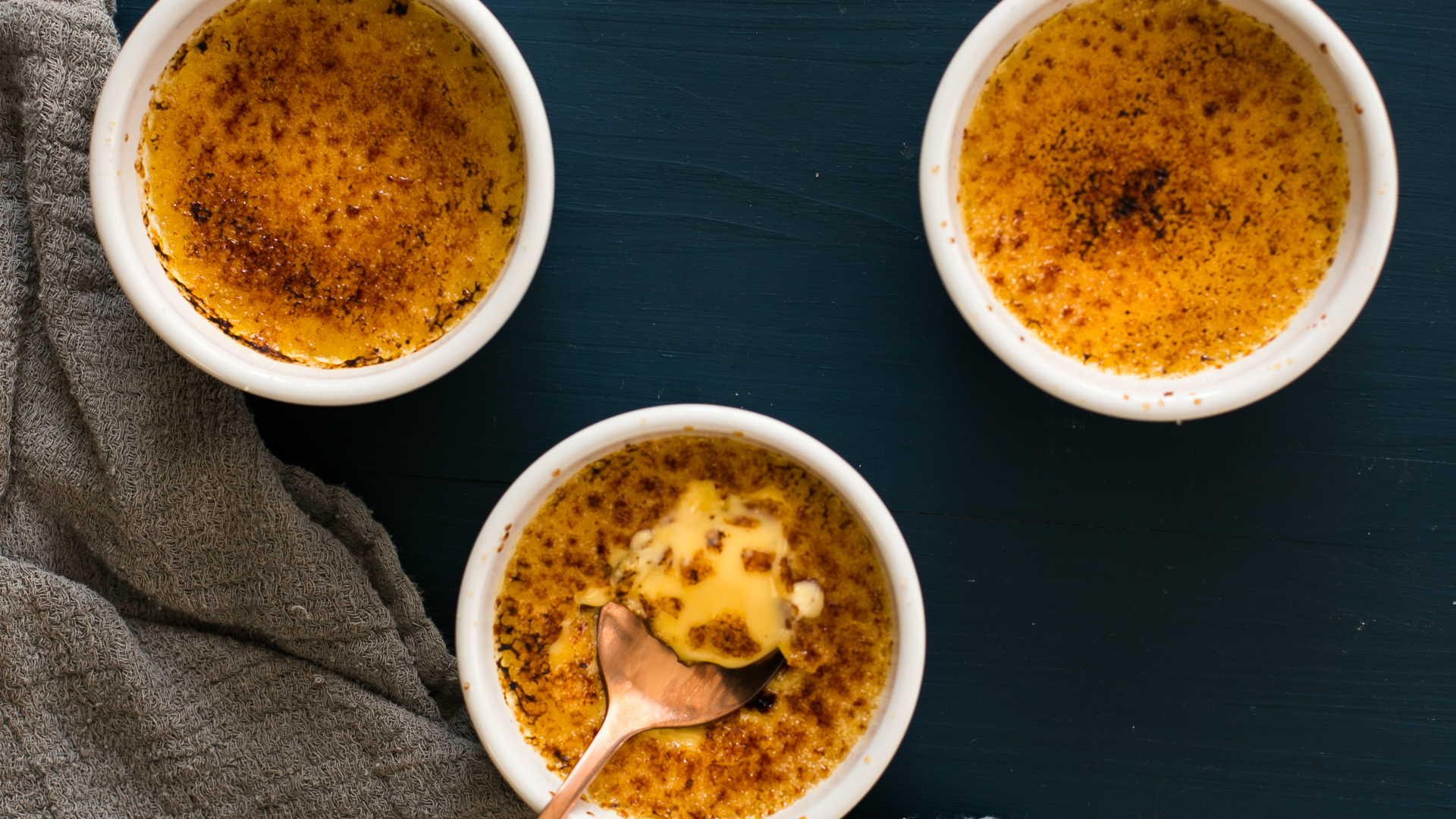 Mais fácil impossível! Confira todas as dicas para preparar um crème brûlée perfeito