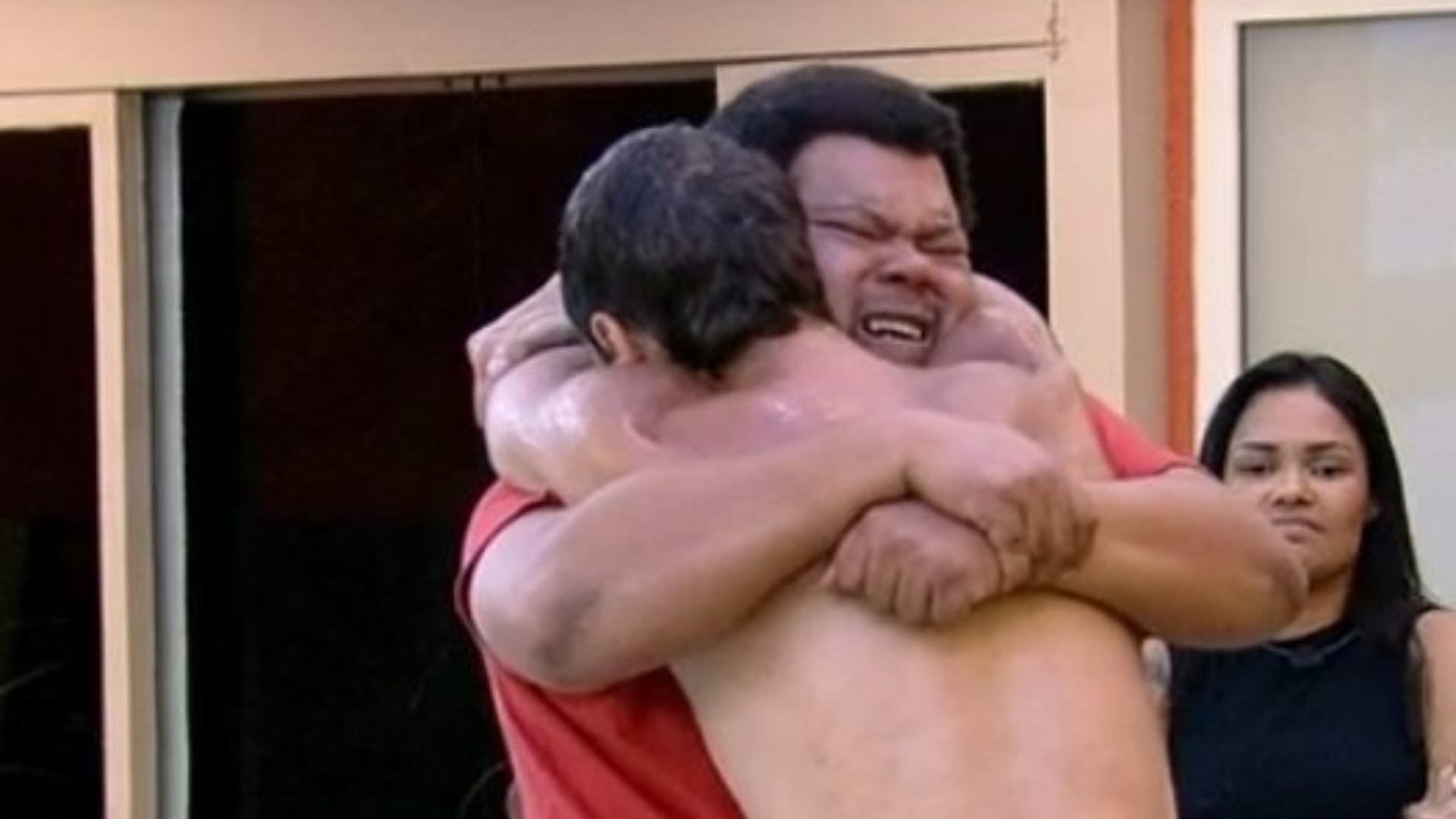 BBB20: Felipe Prior e Babu Santana comovem a web com cenas de parceria: “Eu amo muito essa amizade”