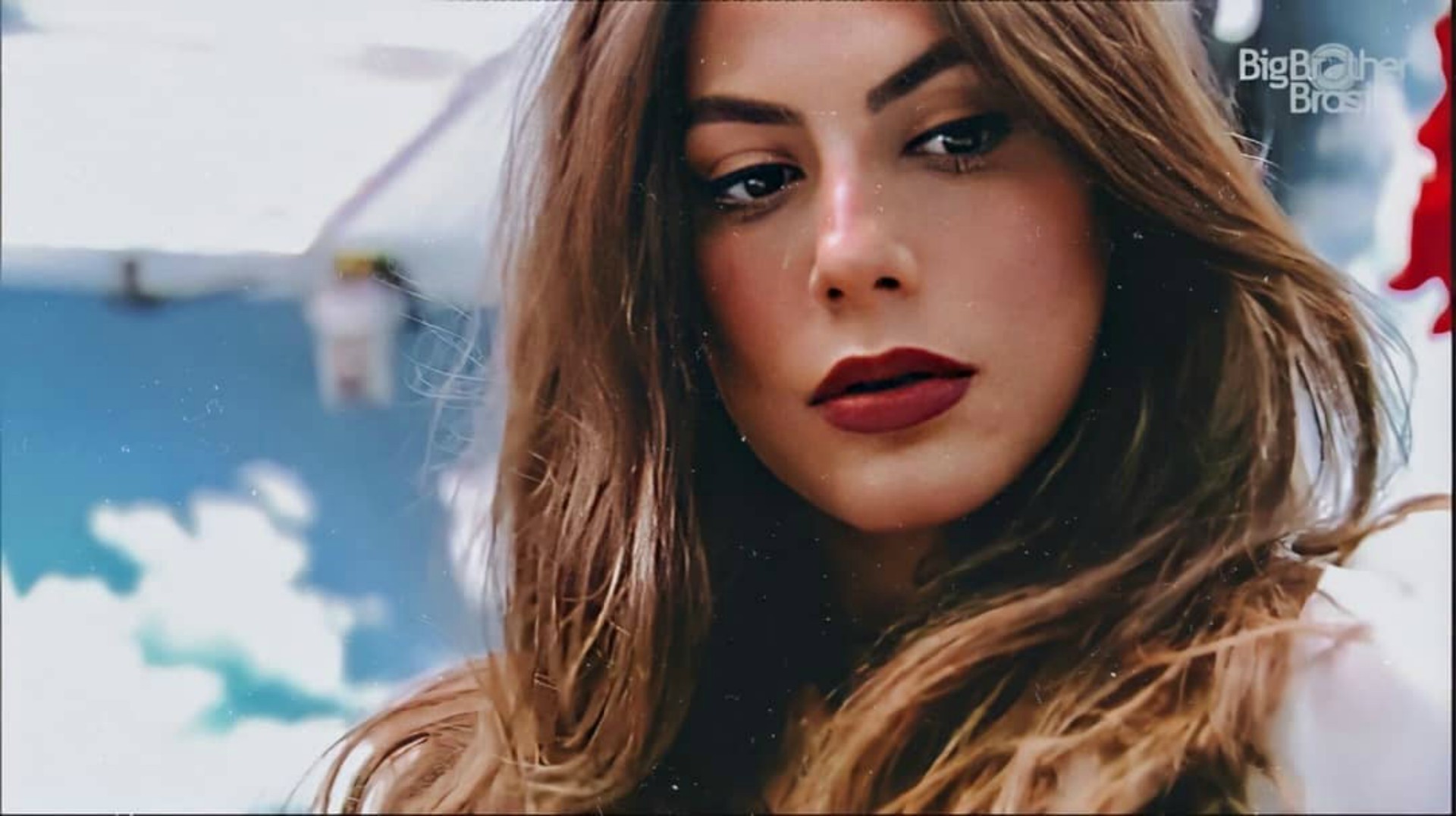 BBB20: Mari Gonzalez passa mal e é atendida após noite de festa