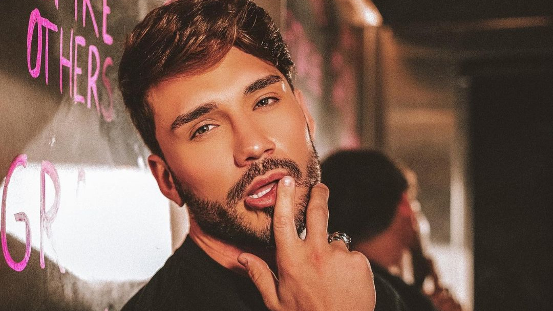 Lucas Viana desativa redes sociais após receber mensagens de ódio