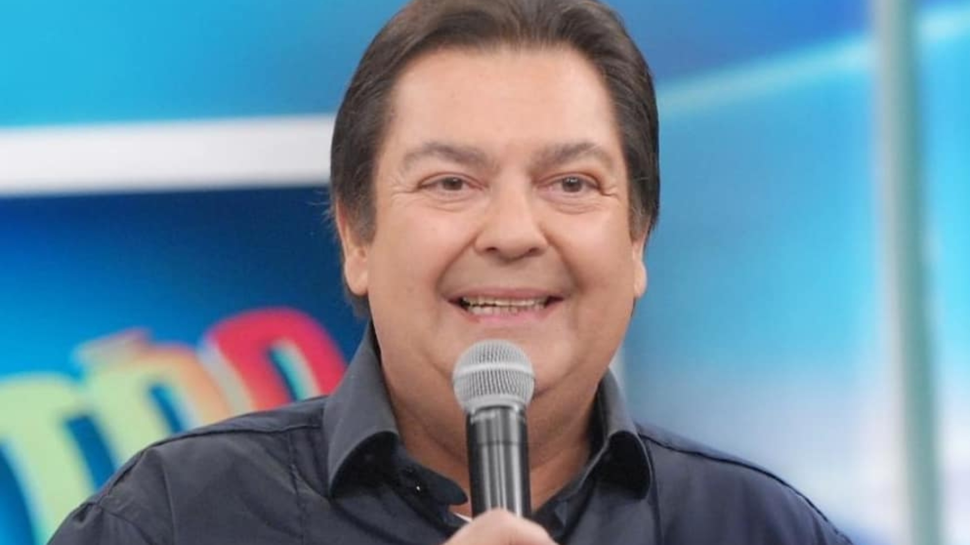 Conversa exposta de Faustão com a plateia deixa o apresentador desconcertado; Veja