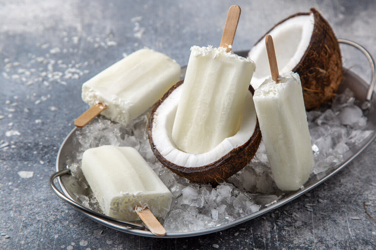 4 receitas práticas e cremosas de picolés