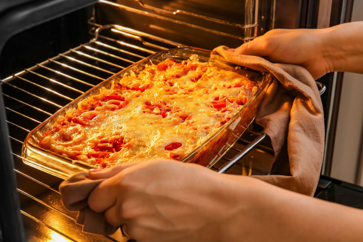 5 receitas de forno: veja como preparar pratos rápidos e gostosos