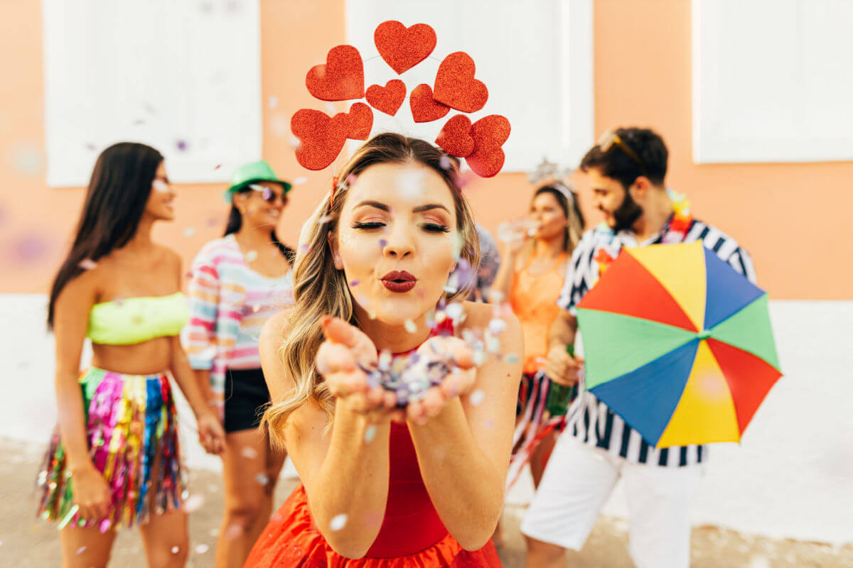 Confira como cada signo aproveita o Carnaval