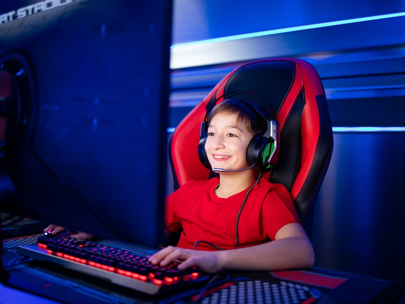 Descubra os riscos do vício em jogos eletrônicos na infância