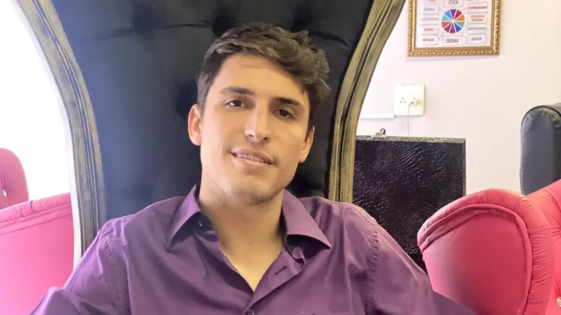 Felipe Prior passa por transformação radical do visual