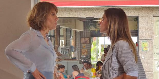 Fina Estampa: Beatriz se junta a inimiga de Danielle para destruir a médica