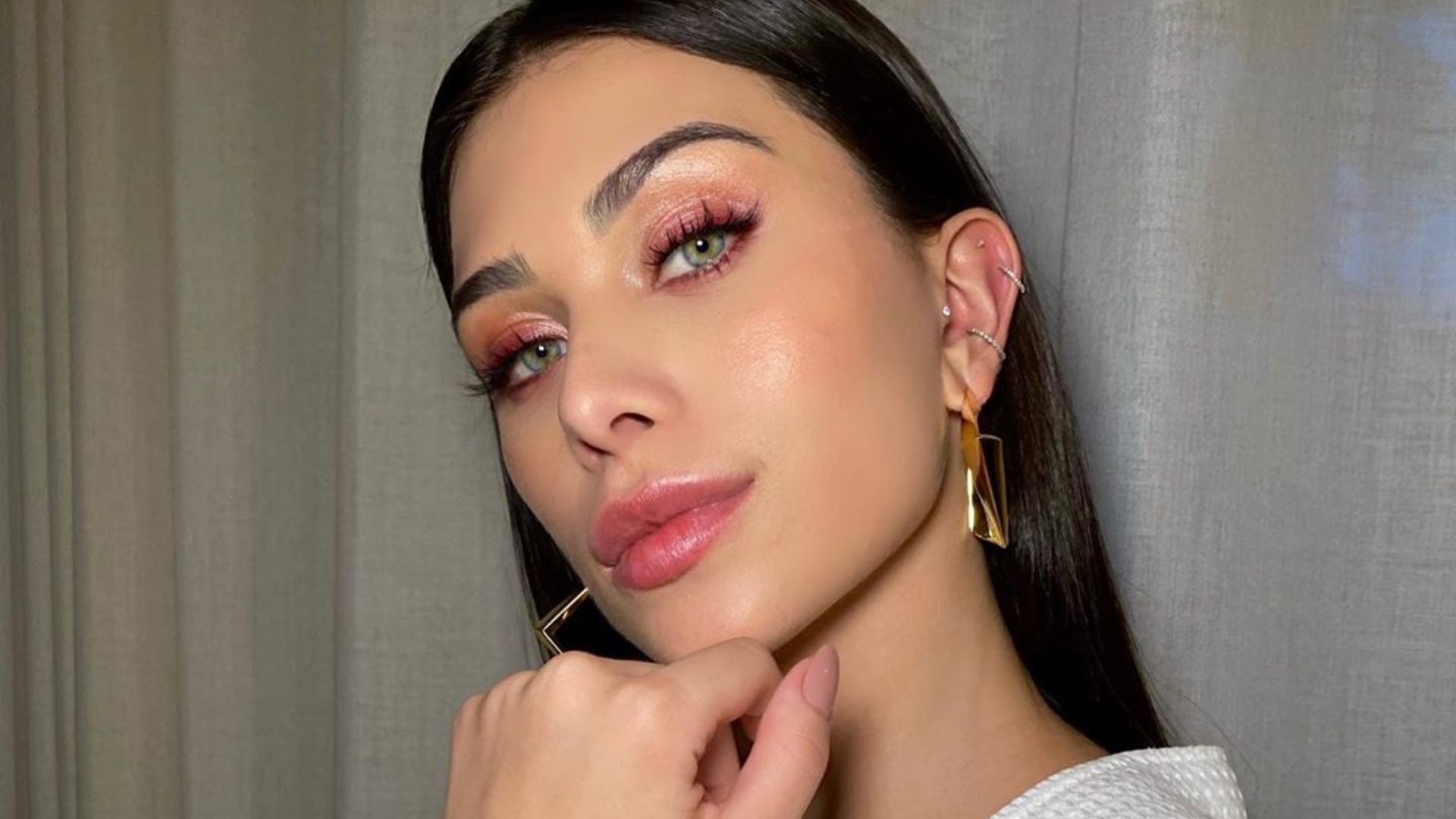 Flavia Pavanelli abre as postas de seu closet e mostra item mais caro avaliado em mais de R$100 mil