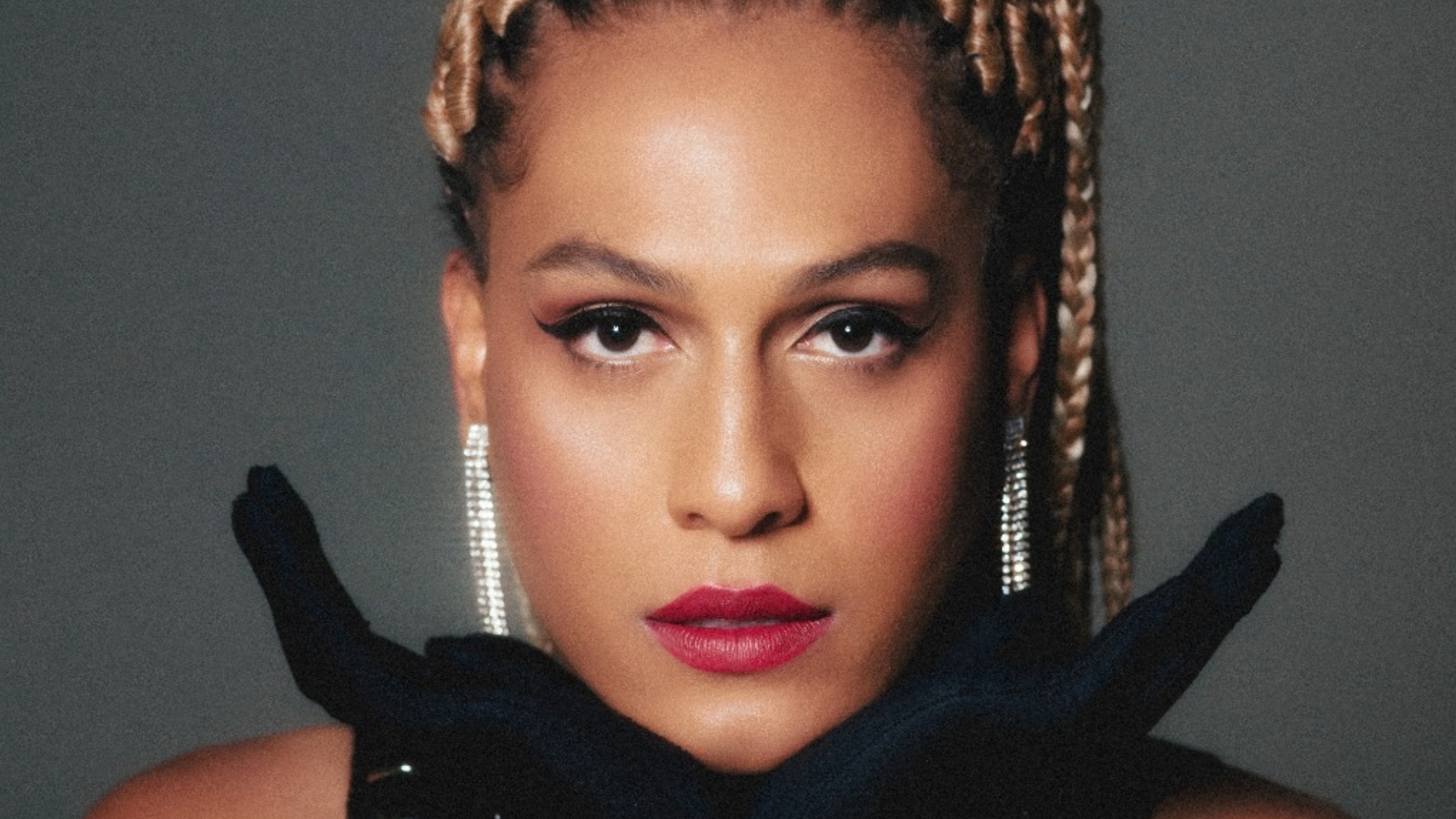 Raquel Virginia conta tudo sobre sua carreira, representatividade trans e conquistas na música
