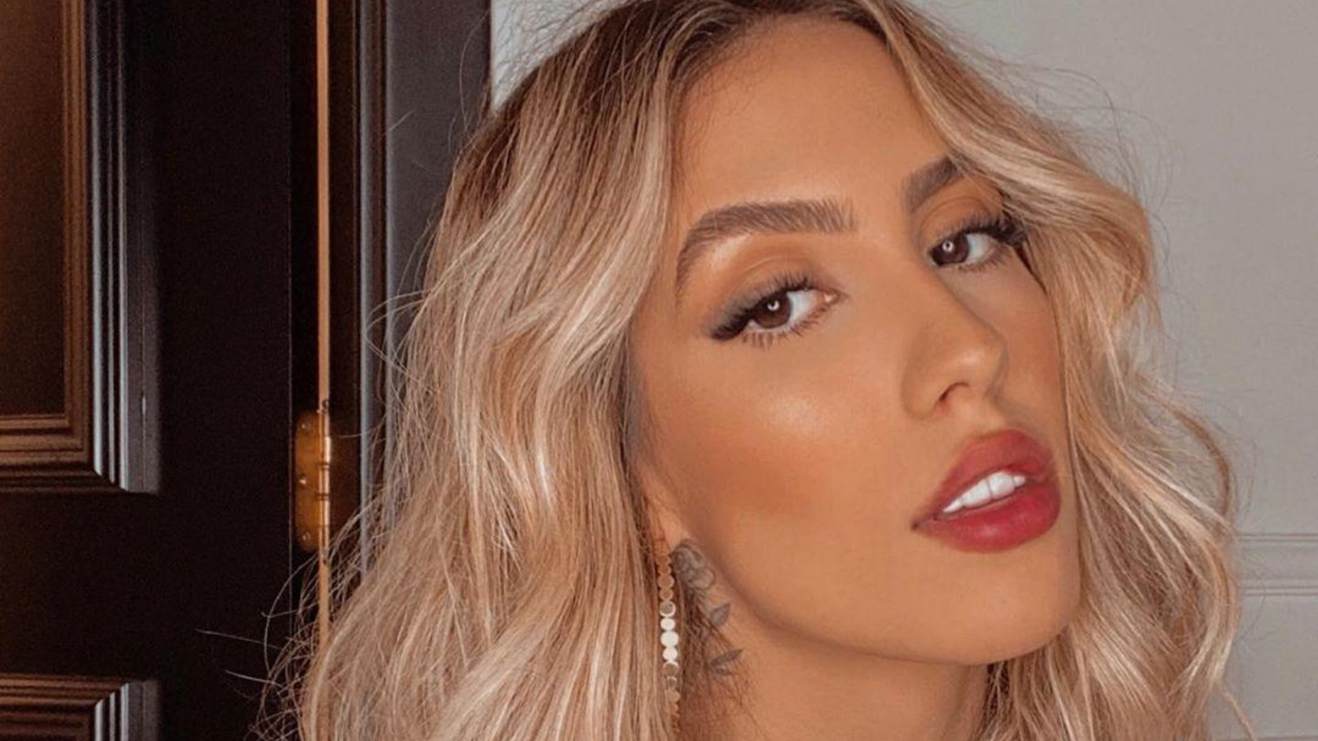 Grávida, Gabi Brandt aposta em nova cor e escurece o cabelo: “Para combinar com uma das melhores fases da minha vida”
