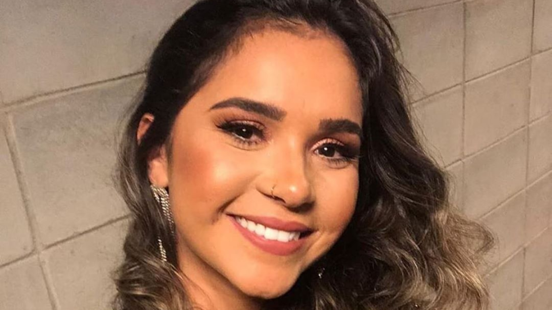 BBB20: As tretas continuam! Gizelly leva web ao delírio com declaração sobre Flayslane
