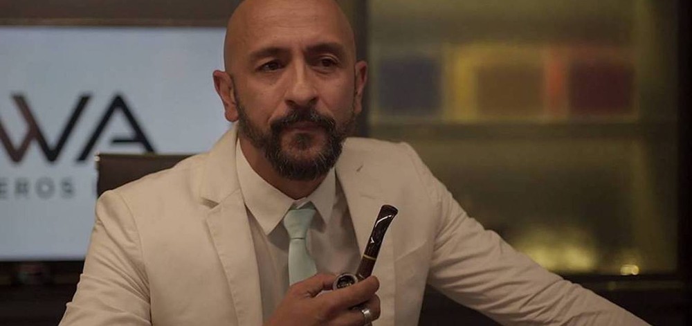 Amor de Mãe: Após ossada de estuprador aparecer, Álvaro entra na mira da polícia