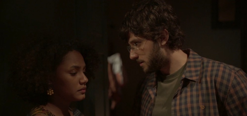 Amor de Mãe: Após manipulação de Thelma, Danilo e Camila se separam