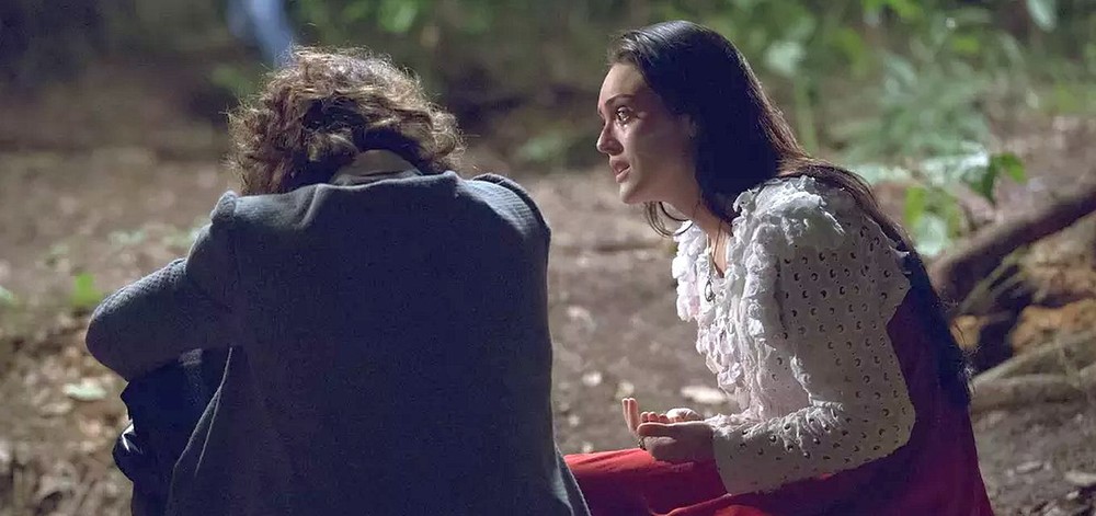 Novo Mundo: Após revelar mentira terrível, Anna implora o perdão de Joaquim