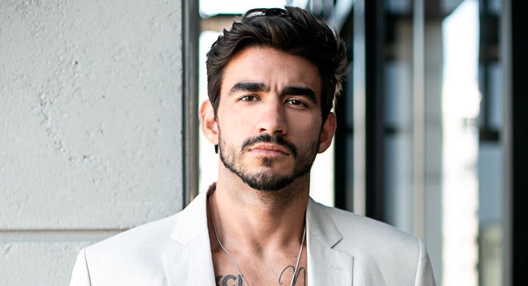 Fora do BBB20, Guilherme Napolitano diz que quer investir na carreira de ator: “Vontade de seguir na TV”