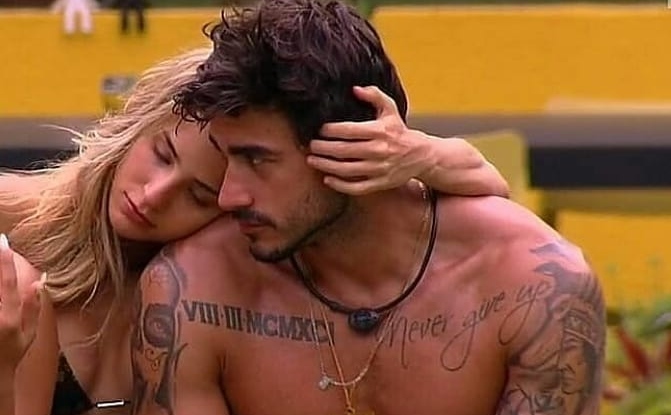 BBB20: Durante a Festa do Líder, Guilherme promete para Gabi fazê-la a mulher mais feliz do mundo