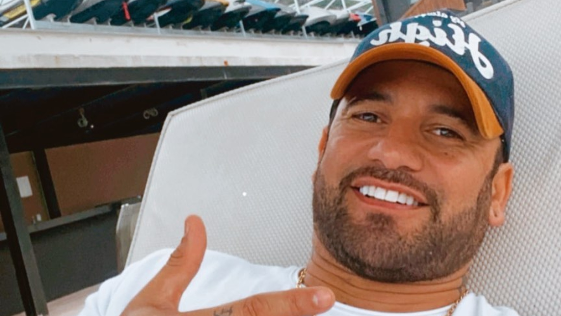 Ex-BBB Hadson Nery se pronuncia após descobrir filho de 19 anos