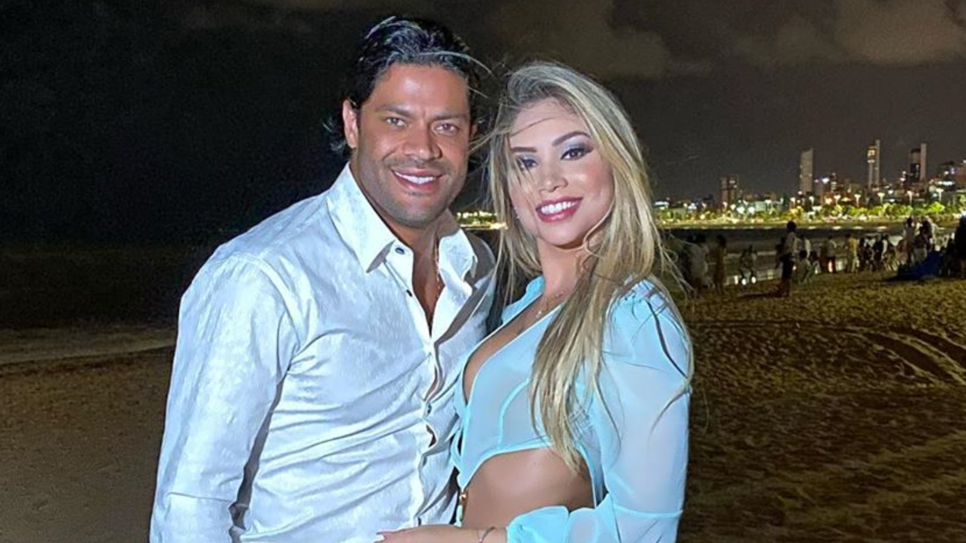 Namorada e sobrinha da ex de Hulk Paraíba pode estar grávida do jogador, afirma colunista
